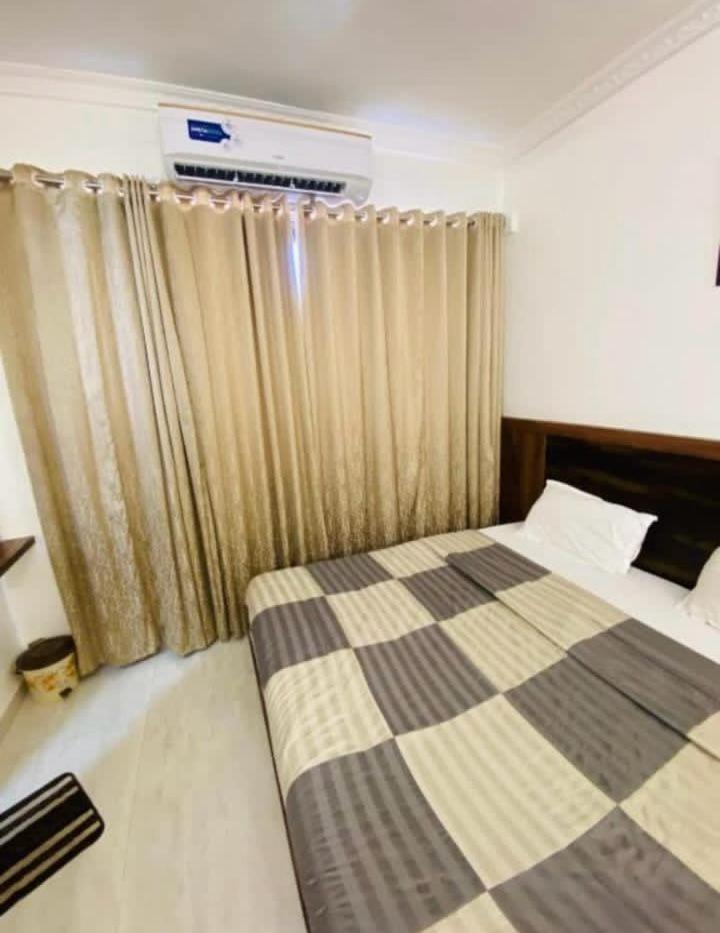 Hotel Shree Sai Širdi Exteriér fotografie